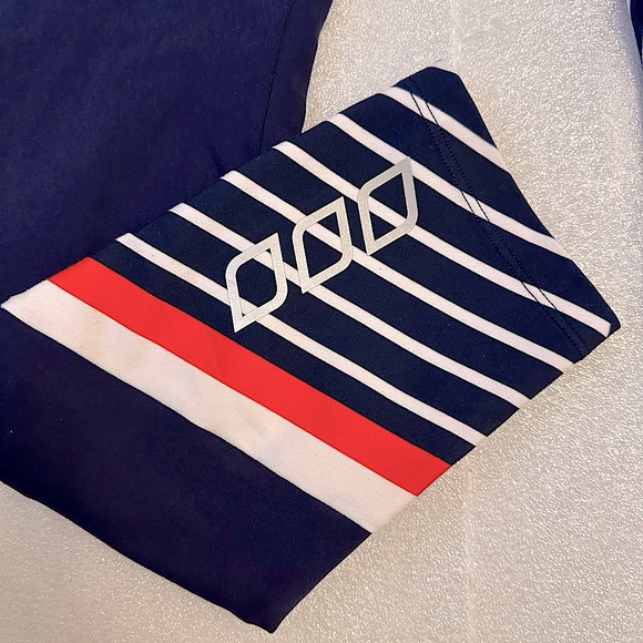 LORNA JANE | Tres Sporty 7/8 Leggings | Size 14 | Preloved - Picture 8 of 10